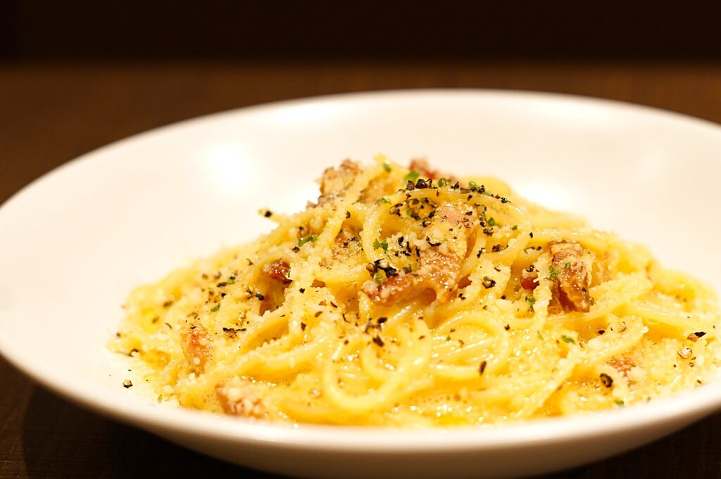 04パスタ_ローマ風カルボナーラ・スパゲッティー2